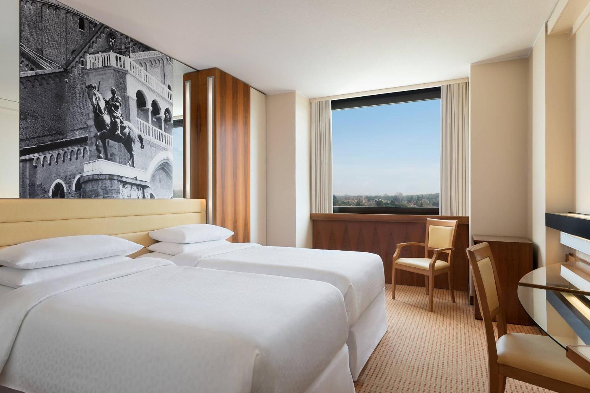 Four Points By Sheraton Hotel Padoue