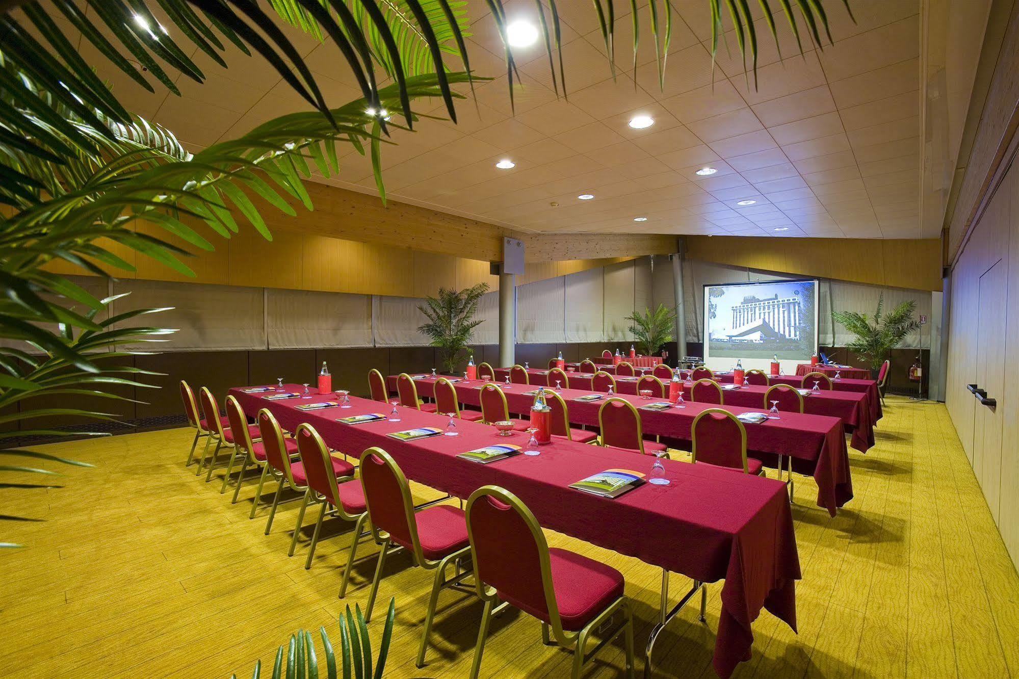 Four Points By Sheraton Hotel Padoue